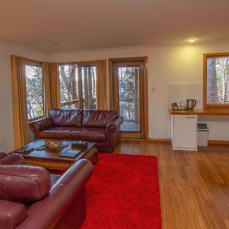 Lake St Clair Lodge Room photo